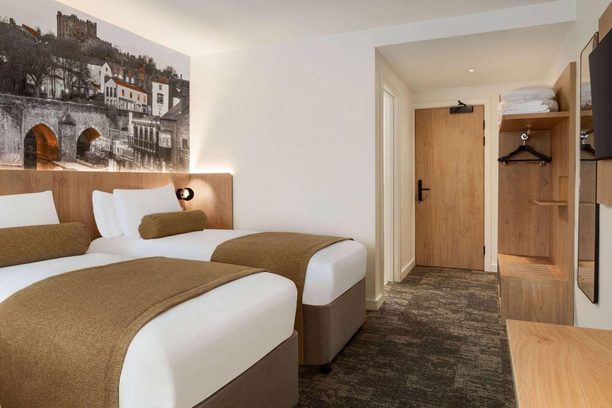 Days Inn Durham Bagian luar foto