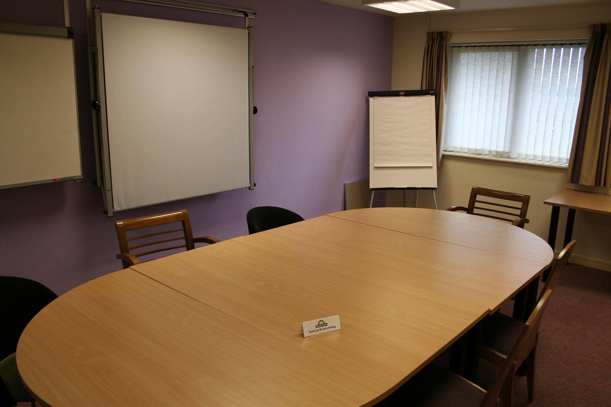 Days Inn Durham Bagian luar foto